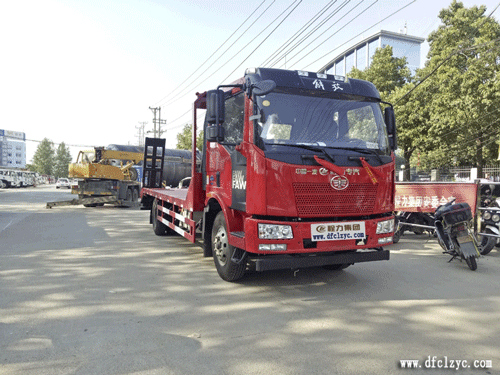 程力集團解放J6平板運輸車